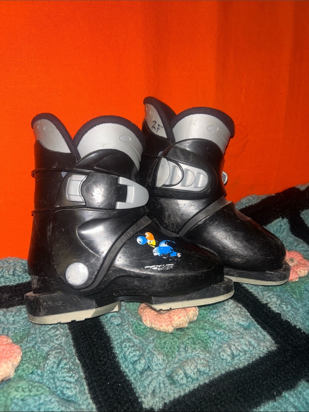 Kids Downhill Ski Boots - 205mm 16.5